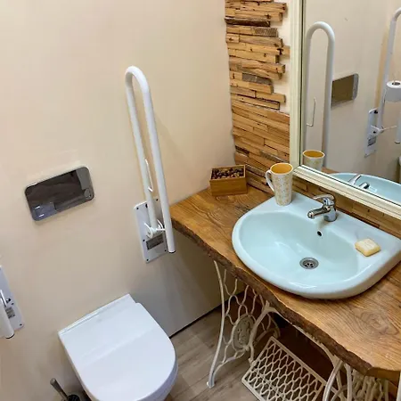 Authentic Old House Apartment