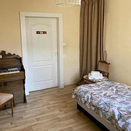 Апартаменты Authentic Old House