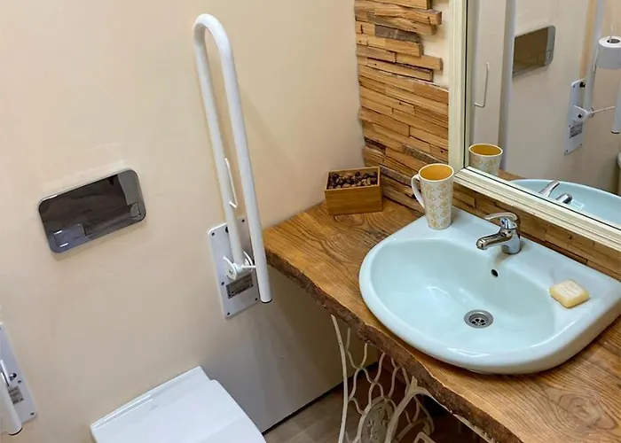 Authentic Old House Apartment